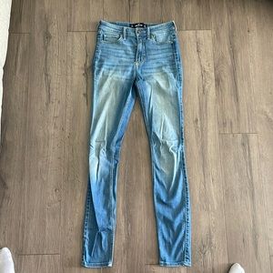 Light Wash Skinny Jeans